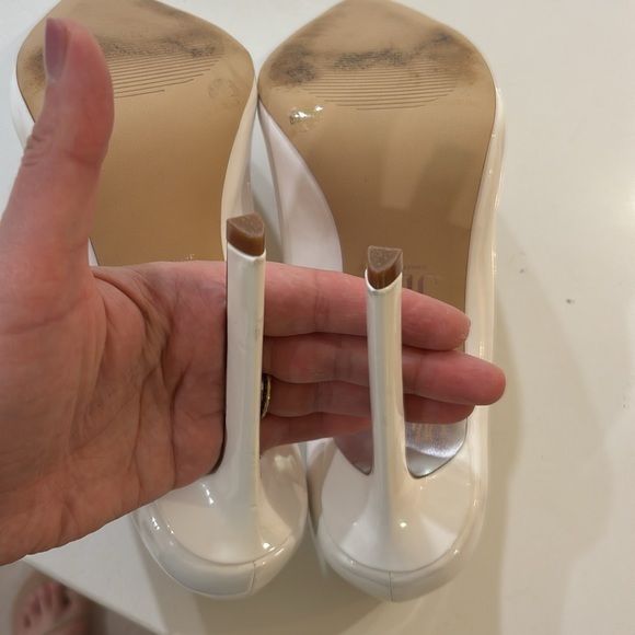 Elegant Women's heels in white sz 8.5 - Picture 6 of 8